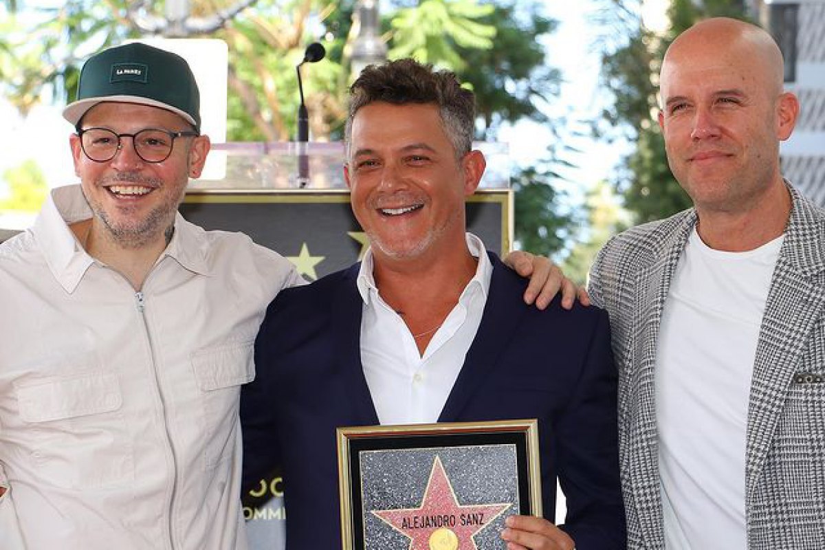 Alejandro Sanz recibió su estrella en Hollywood