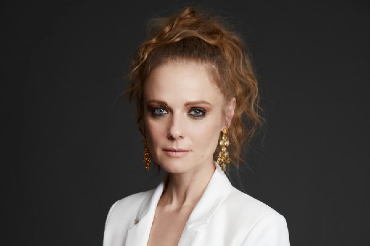 Bienvenida Ana Layevska a la #FamiliaWingMan