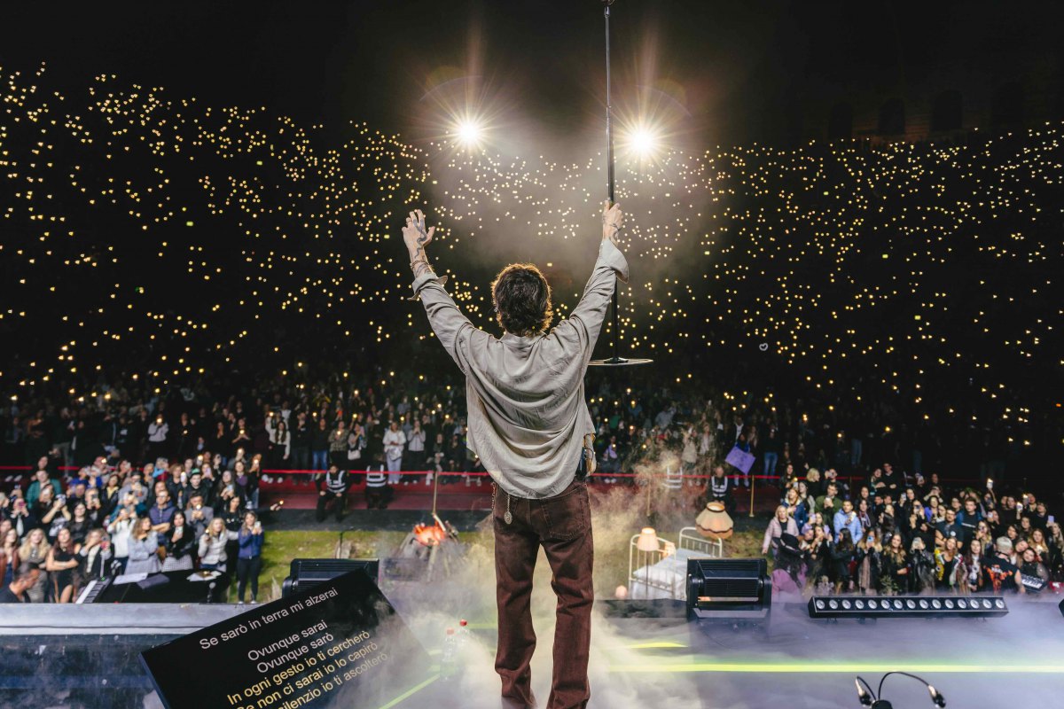 IRAMA CONQUISTA  LA ARENA DE VERONA