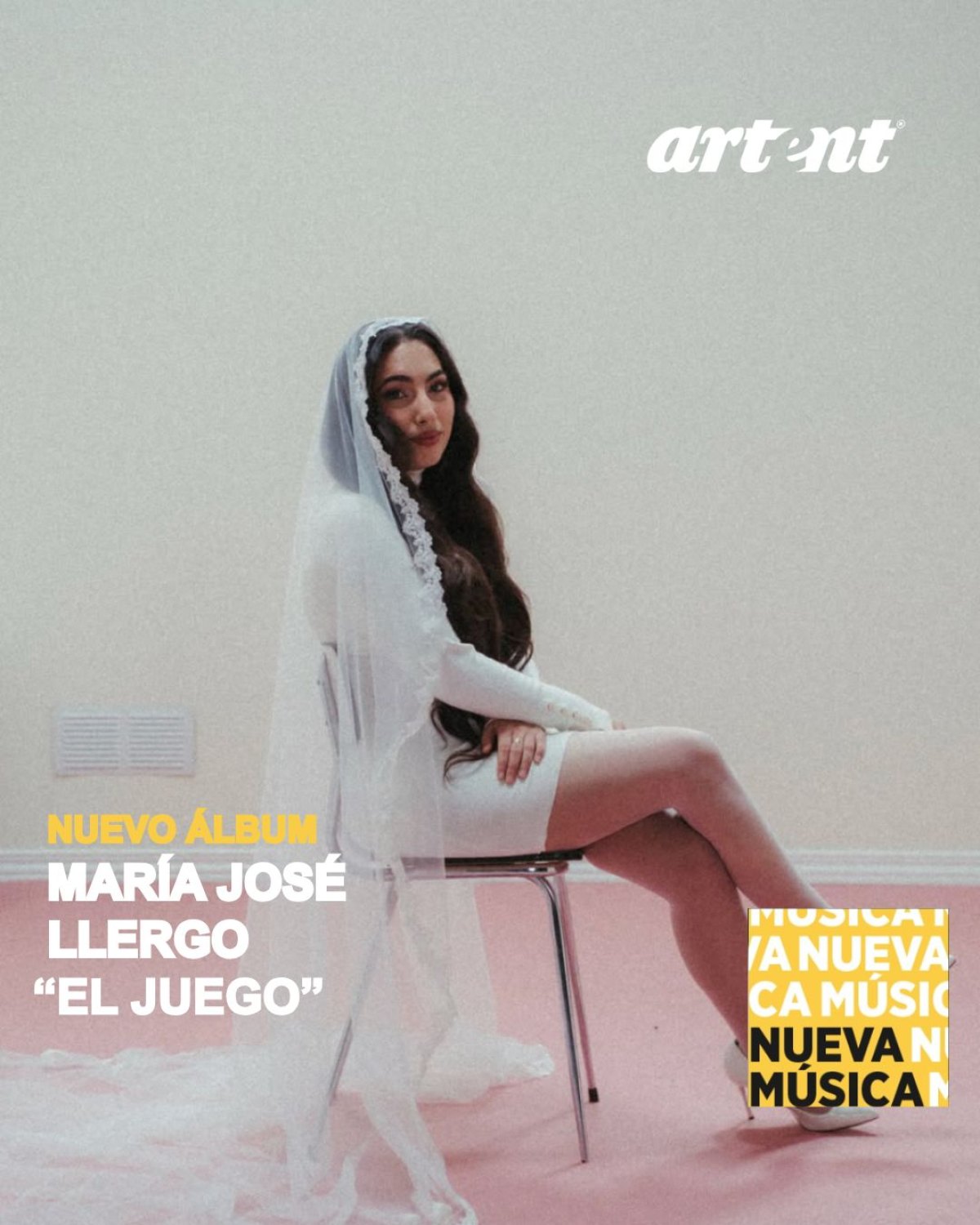 María José Llergo presenta su nuevo material  'El Juego'.